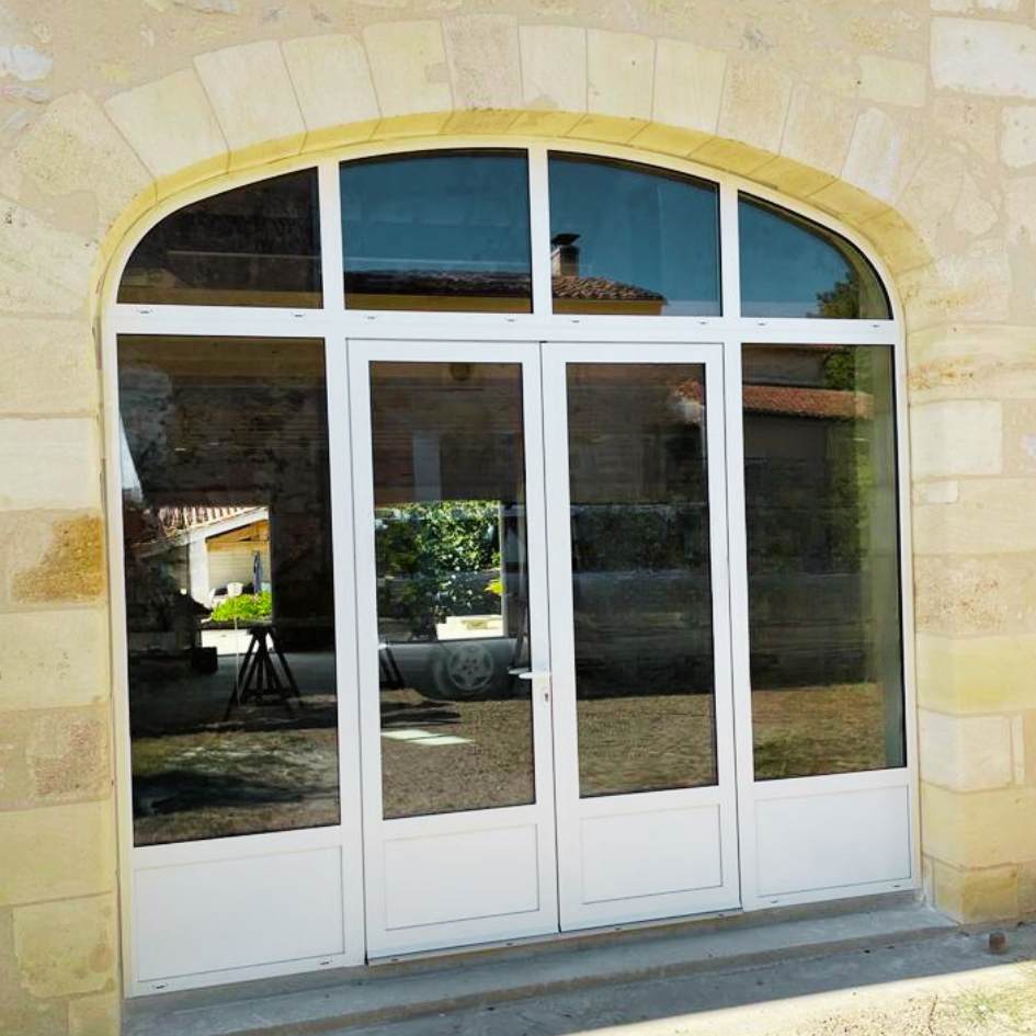 MCD PORTE 5 La Société - Showroom MCD SERVICES